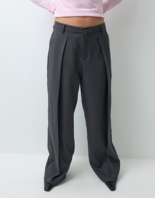 Bronze Snake tief sitzende weite Bundfaltenhose in Grau, 4 von 5