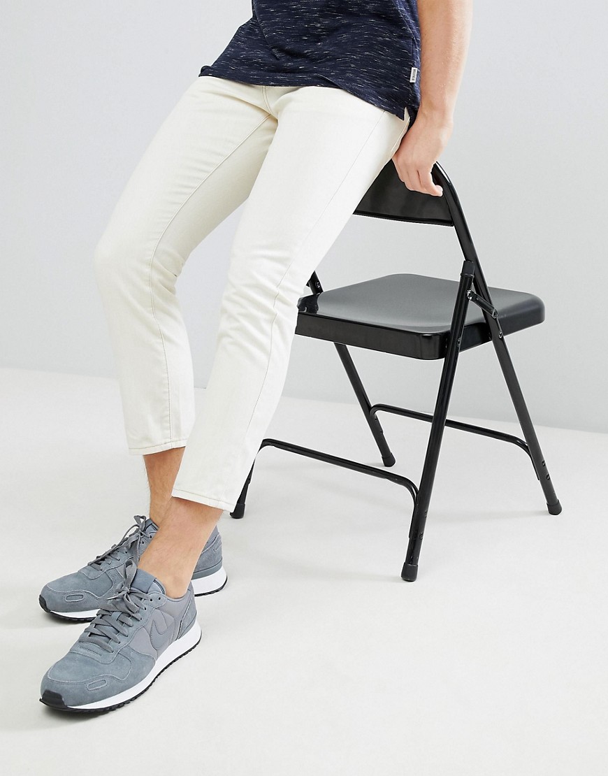 Brooklyn Supply Co - Slim-fit jeans in gebroken wit-Blauw