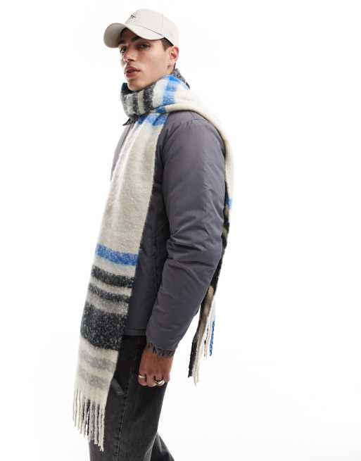 Bufanda a cuadros tipo manta de ASOS DESIGN, 2 de 4