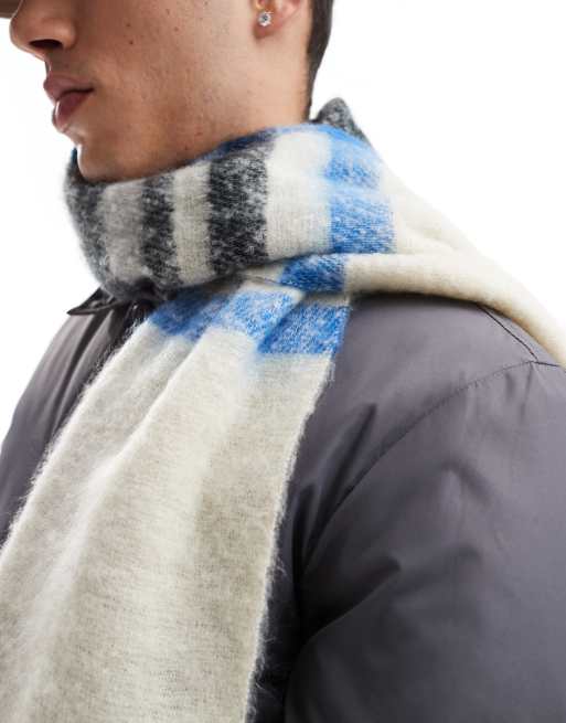 Bufanda a cuadros tipo manta de ASOS DESIGN, 3 de 4