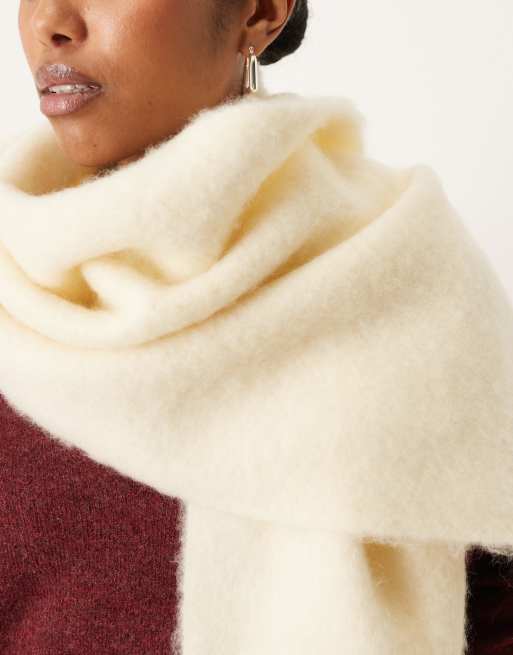Bufanda blanco hueso de tejido liso de mezcla de lana premium de ASOS DESIGN, 2 de 3