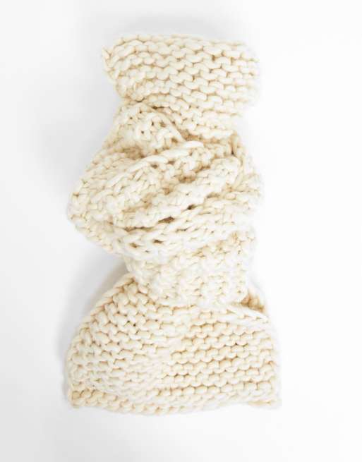 Bufanda extragrande color crema de punto grueso de ASOS DESIGN