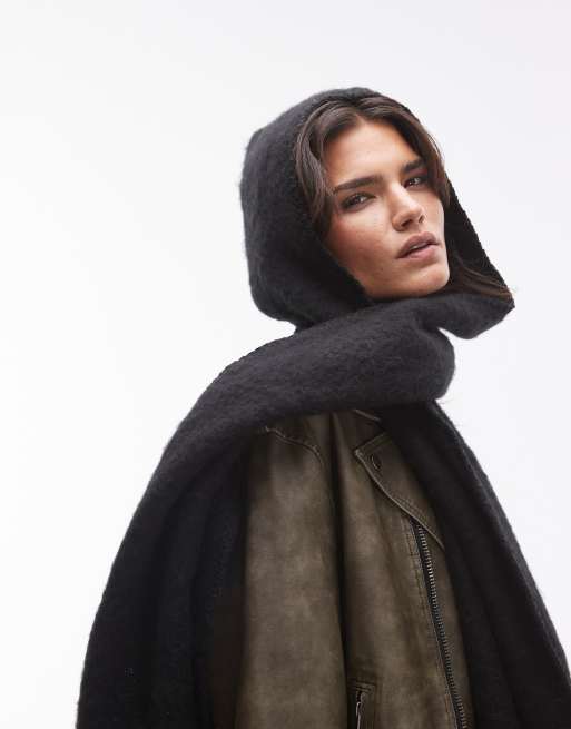 Bufanda negra tipo manta con capucha Saint de Topshop