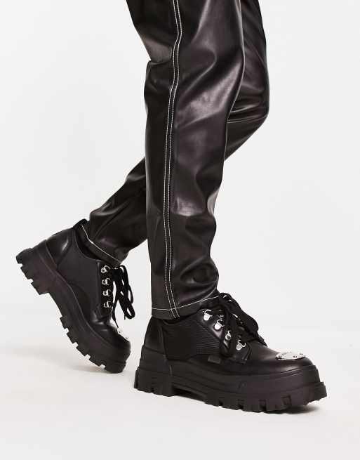 Buffalo - Aspha - Chaussures chunky en imitation cuir avec détail en métal - Noir  , 2 de 4
