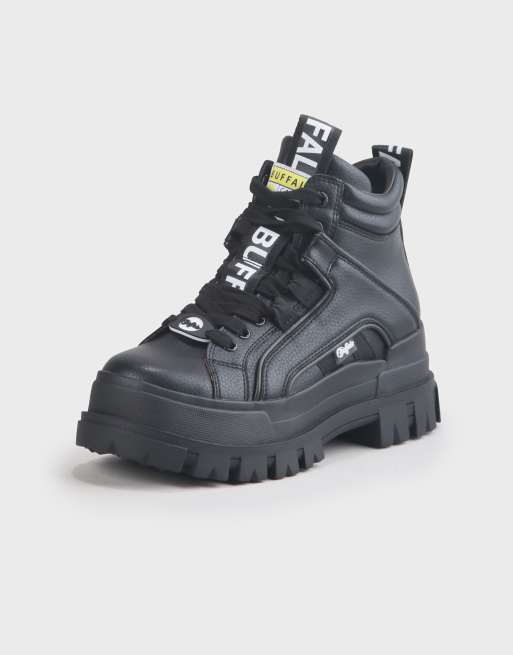 Buffalo Aspha chunky boots in black 