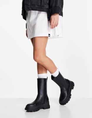 Buffalo Aspha chunky calf boot in black