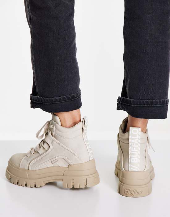 https://images.asos-media.com/products/buffalo-aspha-flat-ankle-boots-in-beige/201368549-2?$n_550w$&wid=550&fit=constrain