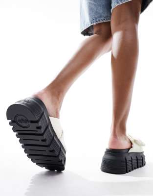 Buffalo☆Ava Velcross flat sandals in beige サンダル【UK発】 Buffalo Ava Velcross flat sandals in beige | ASOS
