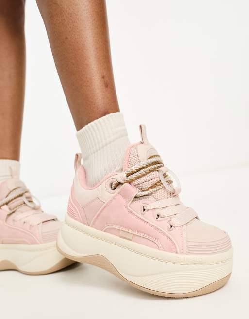 Buffalo Baskets style skateur a plateforme en imitation cuir Beige ASOS