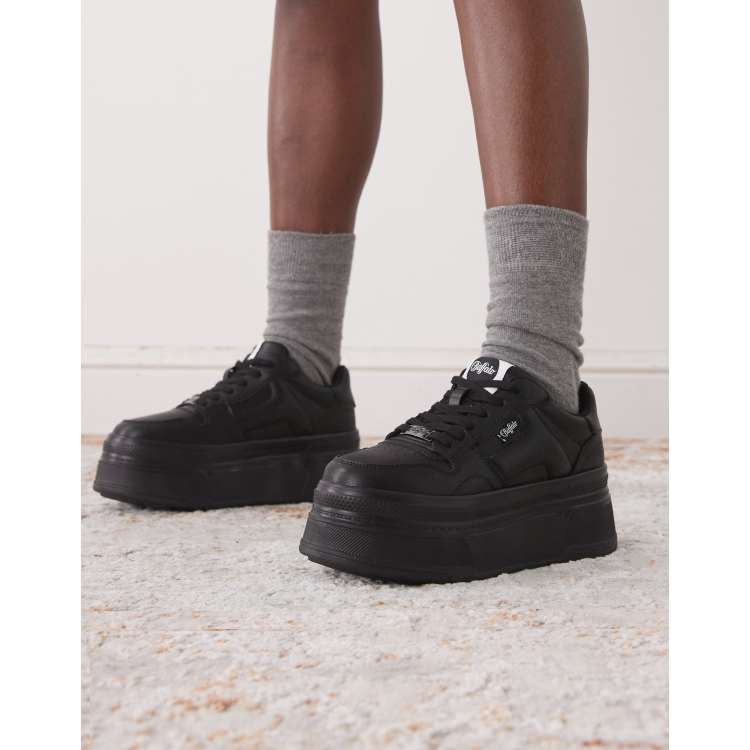 Buffalo Besu Sneakers met dikke zool in zwart ASOS
