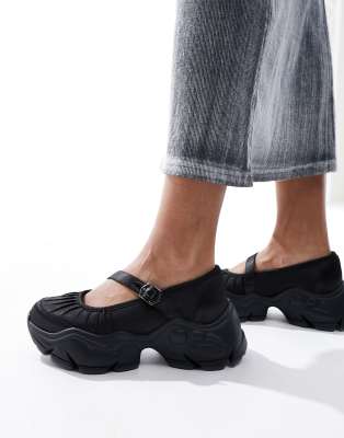 Buffalo - Binary Ballet - Flache Sandalen in Schwarz