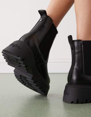 Buffalo Chelsea Boots In Black