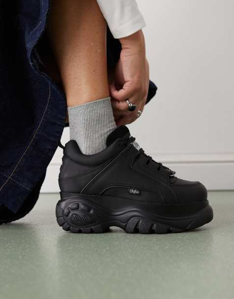 Buffalo chunky trainer in black - view 1