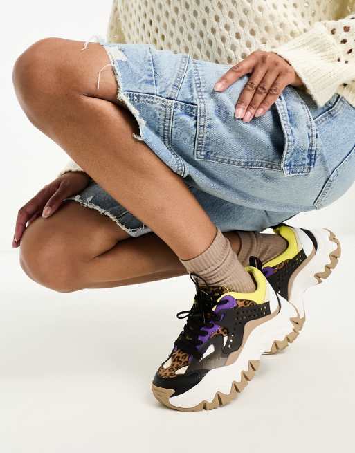 Buffalo chunky trainers in black