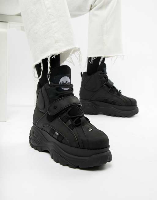 CHUNKY SOLE HIGH TOP SNEAKERS - Black