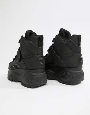 buffalo classic chunky sole trainers in black