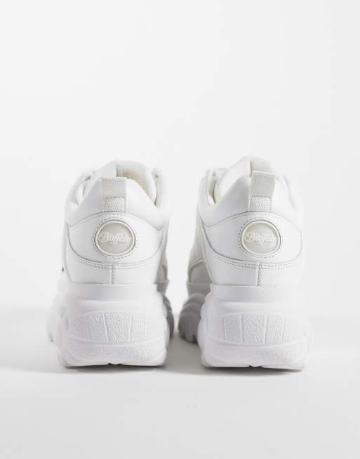 Buffalo Classic Low Leather in white, 2 of 5