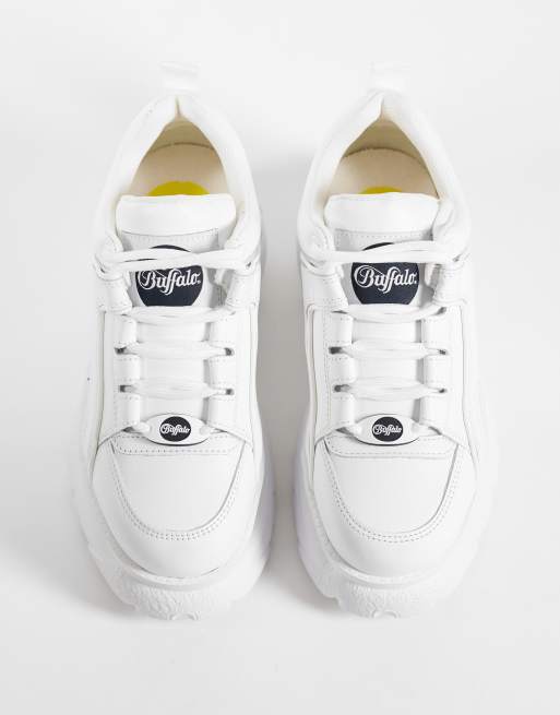 Buffalo Classic Low Leather in white, 3 of 5