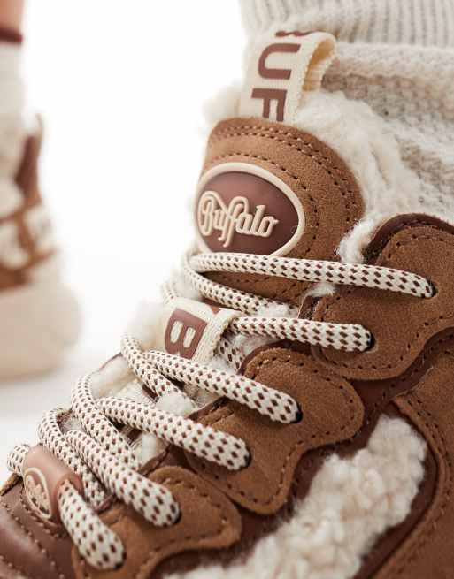 Buffalo CLD Chai trainer in beige