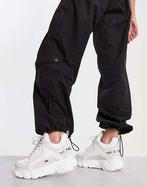 Buffalo – CLD chai – Vita, grova, veganvänliga sneakers  