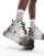 Thumbnail 1 van 5