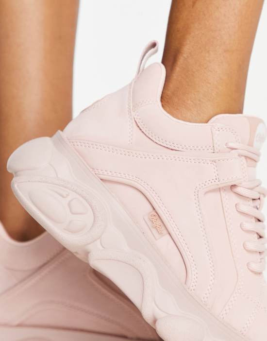 https://images.asos-media.com/products/buffalo-cld-corin-sneakers-in-rose/202239589-3?$n_550w$&wid=550&fit=constrain