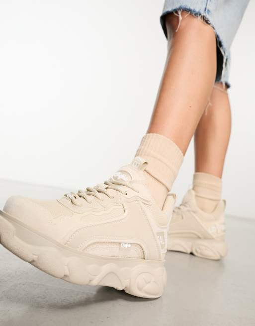 Buffalo - Cloud Chai - Sneakers van imitatieleer met plateauzool in crème