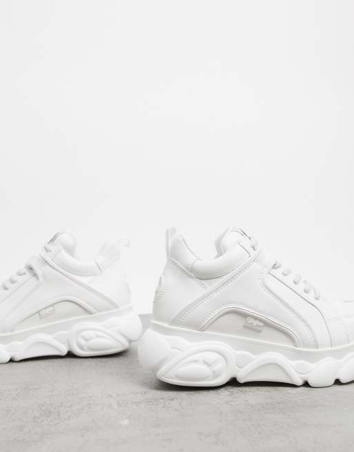 Buffalo – Corin – Niedrige, weiße Sneaker mit Plateau-Sohle, 3 von 4
