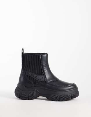 Buffalo Doozer Chelsea Boots In Black