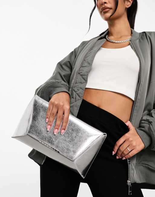 Buffalo - Envelop clutch met metallic afwerking in zilver