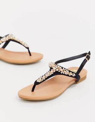 black flat thong sandals