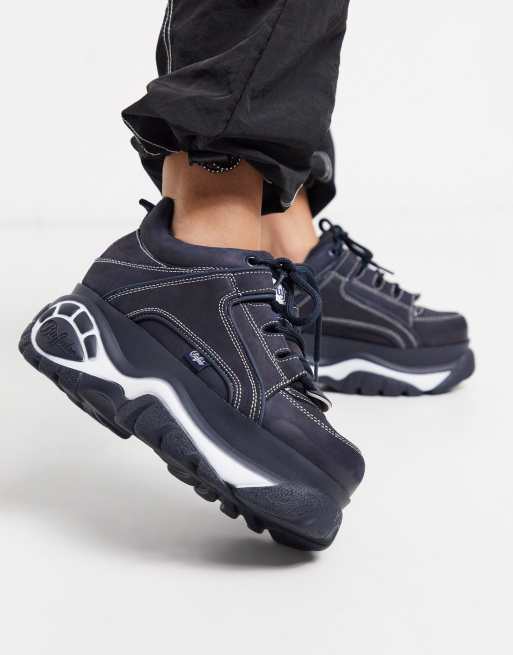 Buffalo Geschnurte Sneaker Mit Dicker Sohle In Marine Asos