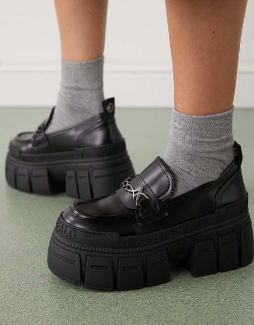 Buffalo Gospher chunky loafers in black