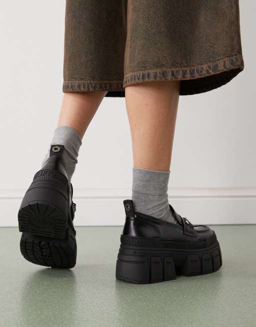 Buffalo Gospher chunky loafers in black | ASOS
