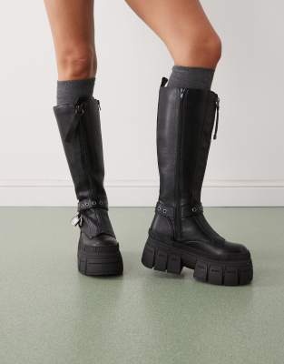 Buffalo - Gospher - Hohe Bikerstiefel in Schwarz
