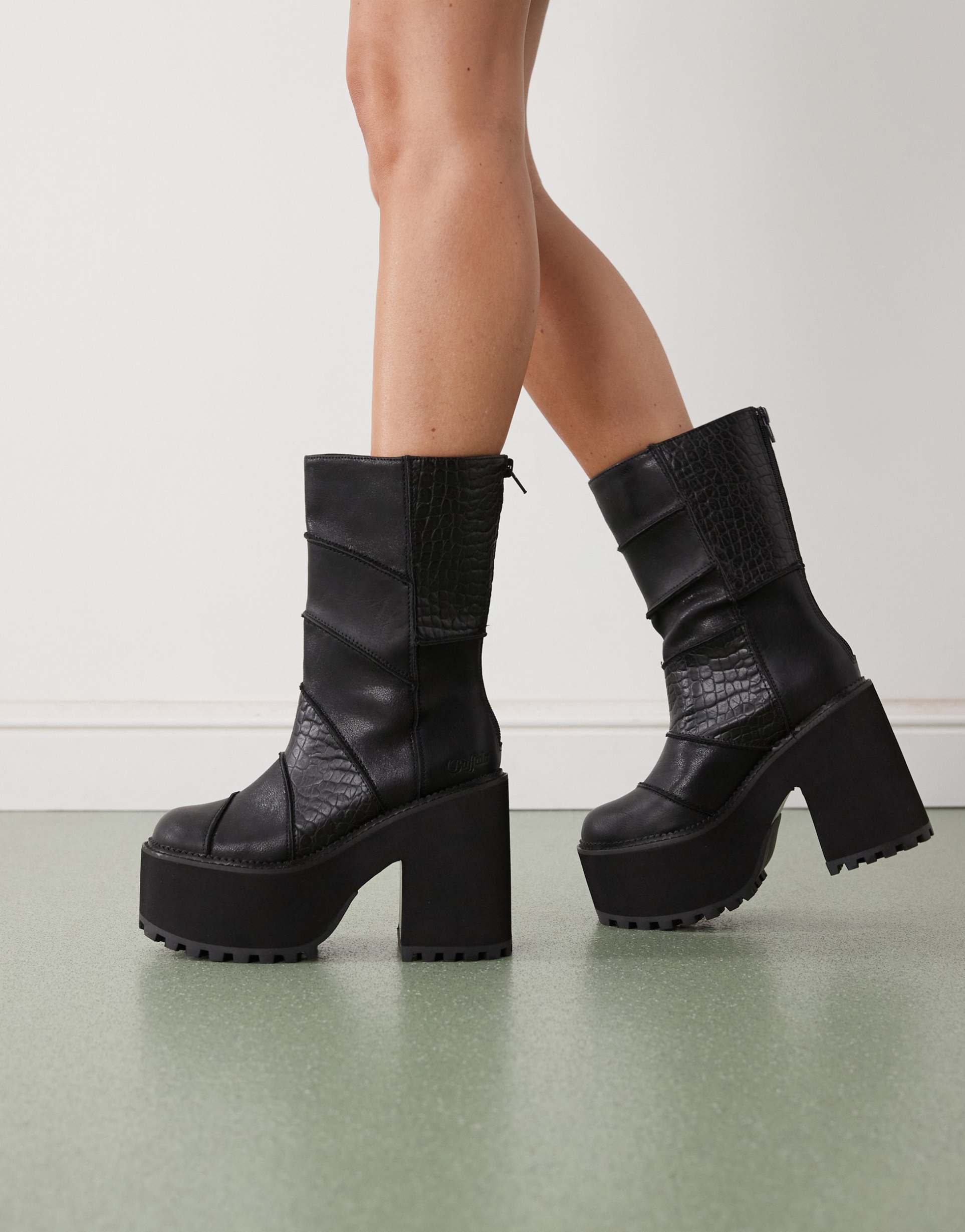 buffalo killah patch boots in black