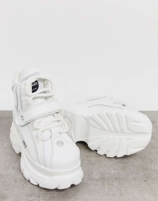 Buffalo London Classic Hightop Platform Trainers in White ASOS