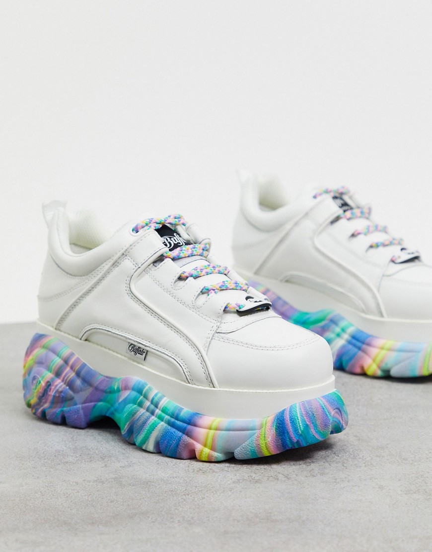 buffalo -  London – Weiße Sneaker mit dicker Regenbogen-Sohle-Mehrfarbig