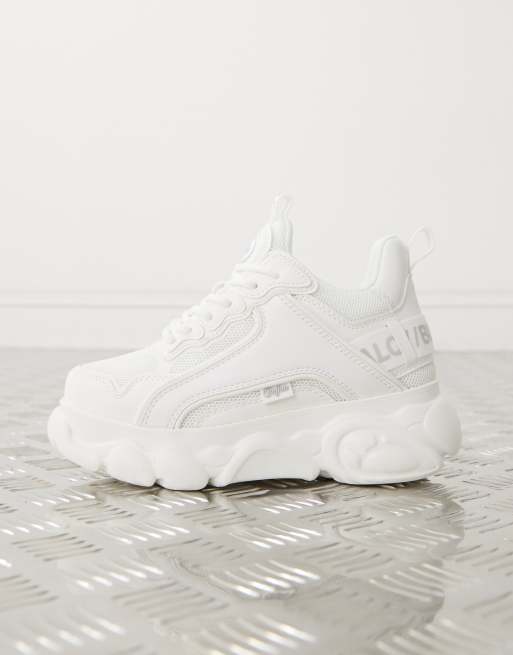 Buffalo sneakers in triple white, 2 of 5