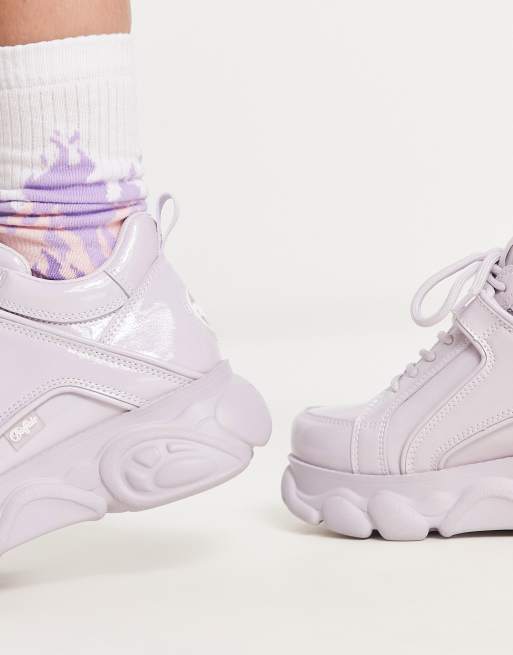 Buffalo vegan cloud chai platform trainers in purple patent , 3 of 4