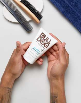 bulldog sensitive moisturiser