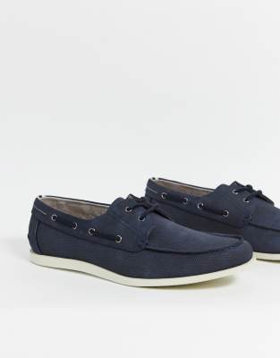 burton boat shoes