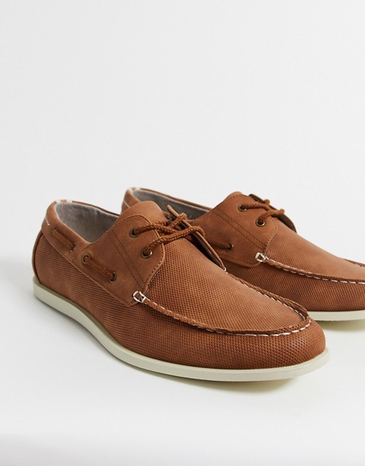 Burton Menswear boat shoes in tan | ASOS