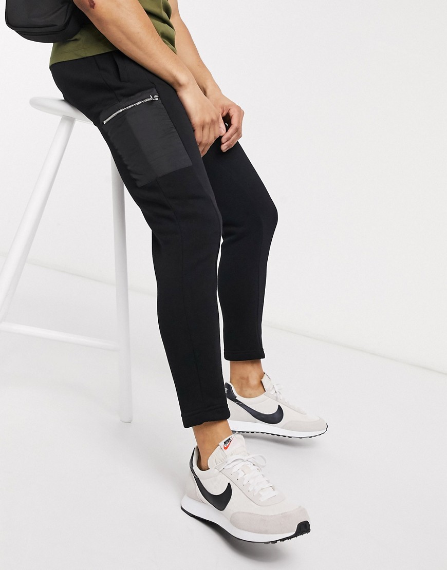 Burton Menswear - MB Collection - Utility-joggingbroek in zwart