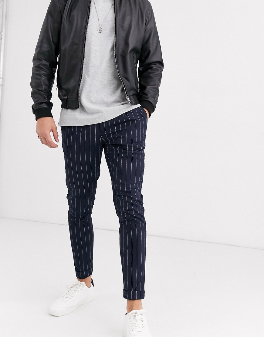 Burton Menswear - Nette skinny broek in marineblauwe krijtstrepen-Zwart