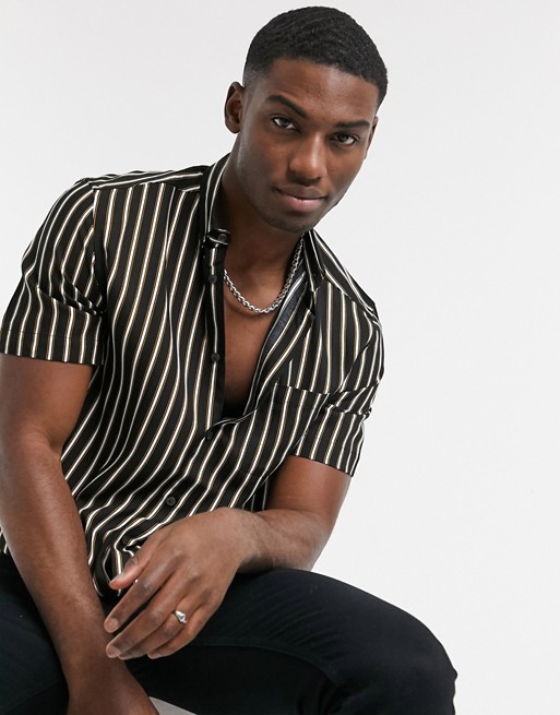 Burton Menswear short sleeve shirt with fine stripe in black