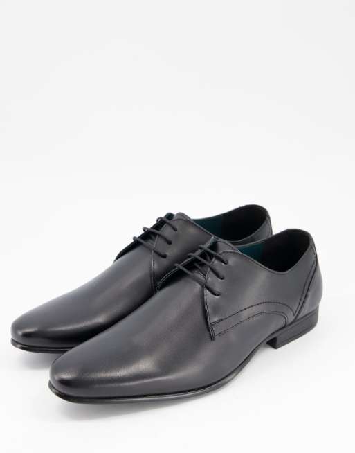 Burton Menswear smart shoes in black