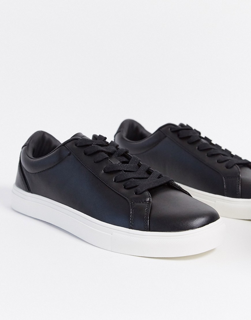 Burton Menswear – Svarta sneakers