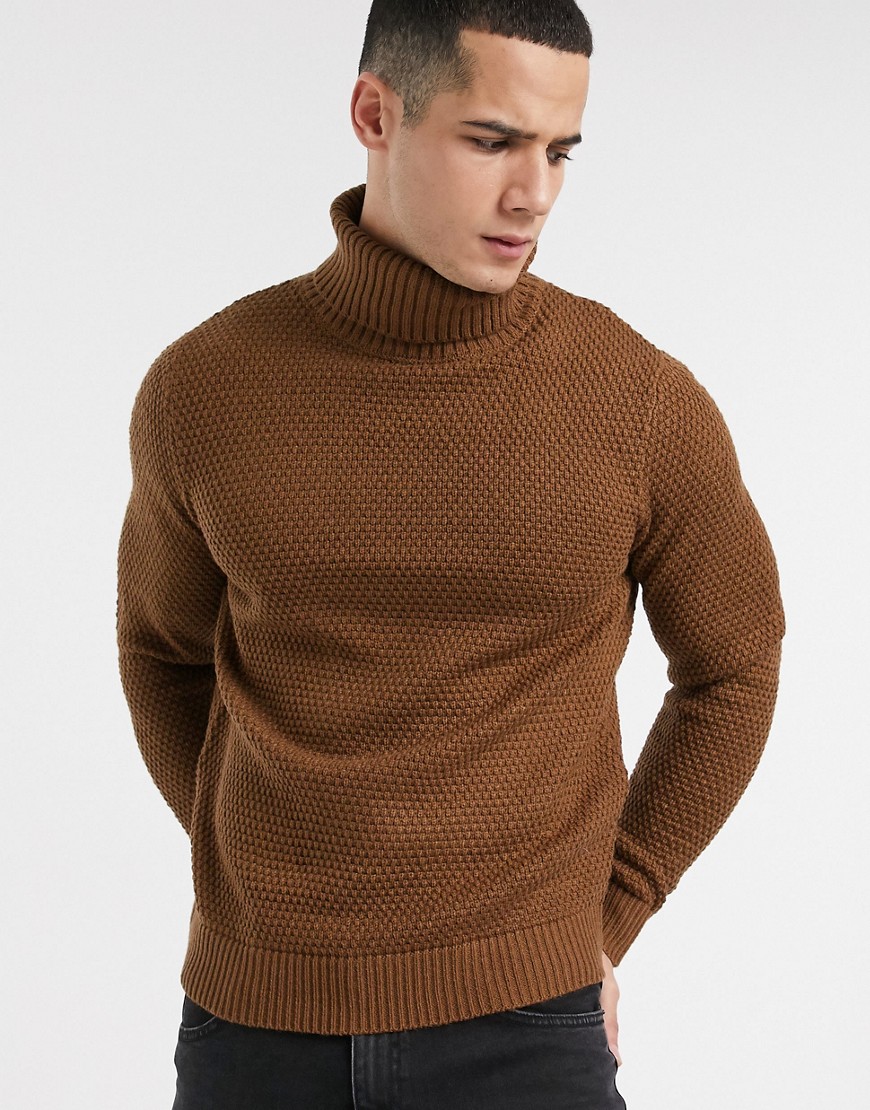 Burton Menswear - tobaksfarvet chunky trøje med rullekrave-Tan