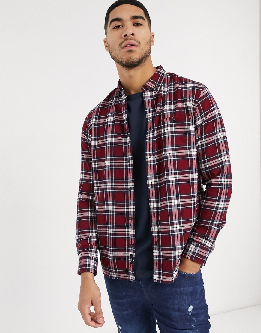 Burton Menswear – Vinröd och marinblårutig skjorta